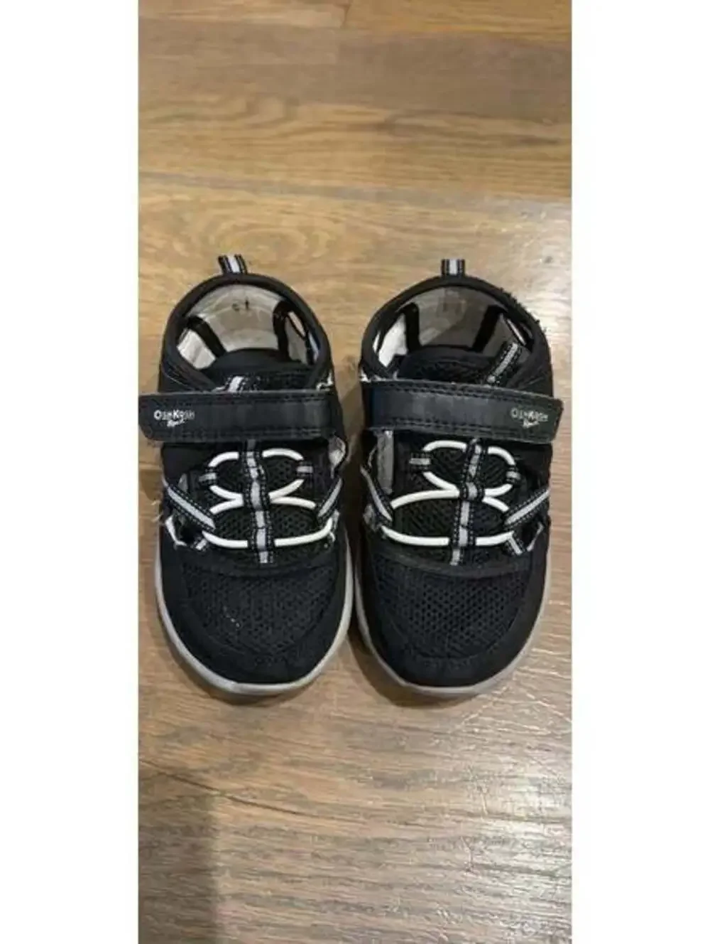 OshKosh B'gosh Toddler Water Shoes
